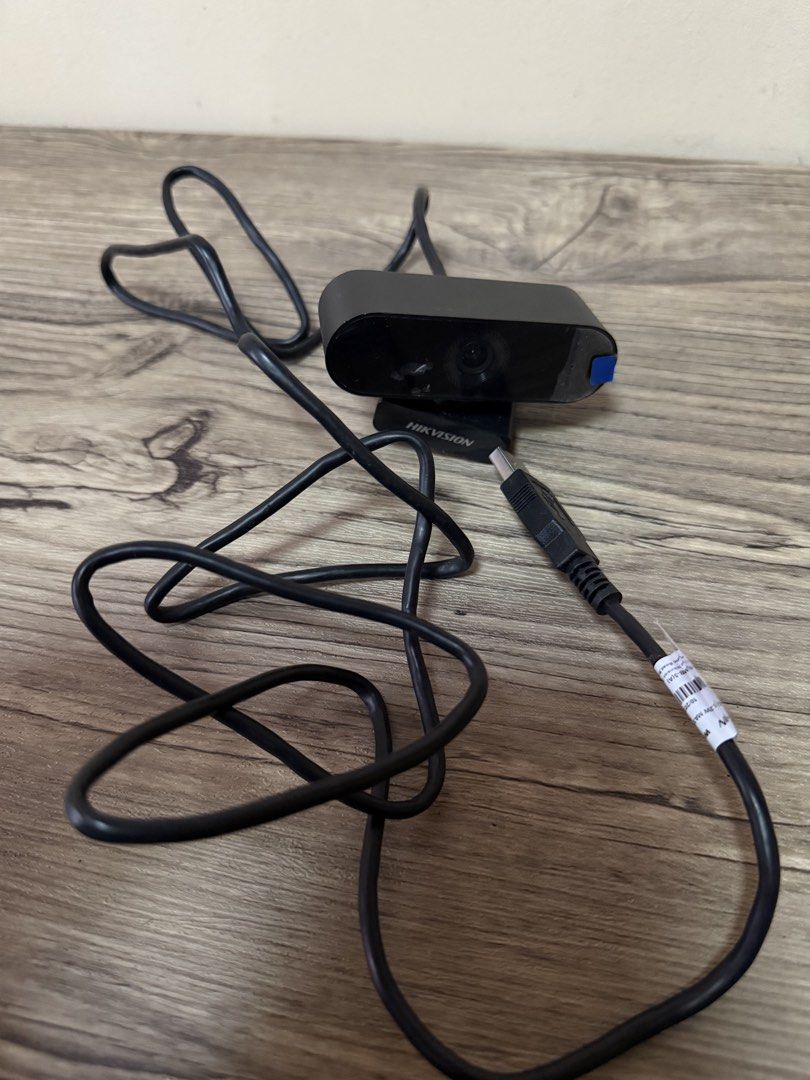 Hikvision Webcam with USB Cable (Category: Webcams) located in Valenzuela. Submitted by baby00000 (Listing ID 1443723169, Image 1). Description: - Hikvision webcam for sale - Comes with original USB cable - Plug and play for easy setup - Perfect for video calls and streaming - Tested and confirmed working - Selling because of medical expenses Used only once.