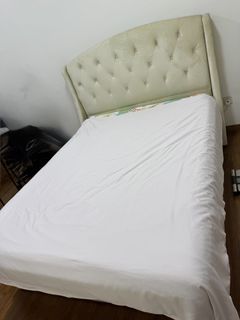(Category: ) located in . Submitted by shlam88 (Listing ID 1443830017, Image 1). Description: .