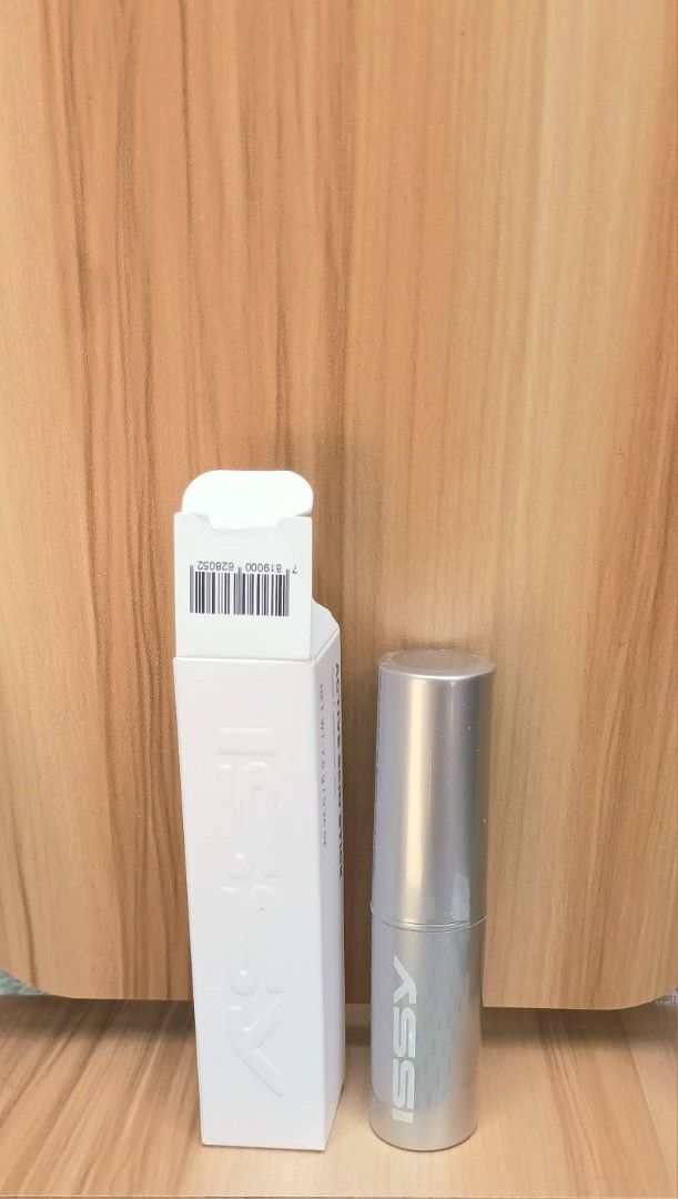 Issy Active Skin Stick |Beech| (Category: Makeup) located in Manila. Submitted by _gie_ (Listing ID 1443890293, Image 2). Description: ‼️BRAND NEW‼️ ‼️WITH ORIGINAL BOX‼️ ‼️ SEALED ‼️ ‼️Php 365.00 only‼️ SRP: Php 599.
