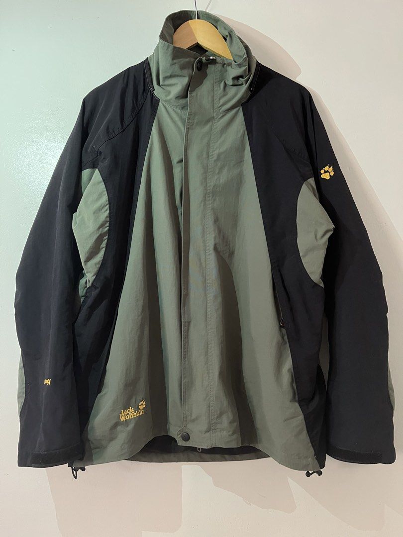 Jack Wolfskin Hiking Jacket (Category: Coats, Jackets and Outerwear) located in Dasmarinas. Submitted by kai2728 (Listing ID 1443854392, Image 1). Description: Jack Wolfskin Hiking Jacket Color: Green (10/10) Large on tag (fit up to XL) 28.5” L x 23.5” W With underarm ventilation No hoodie Two zippers (one dual zip) Minor issue: see last two pics 700 + SF Shipping fee to be shouldered by the buyer Pick up, lalamove, or Jnt No rush shipping, every