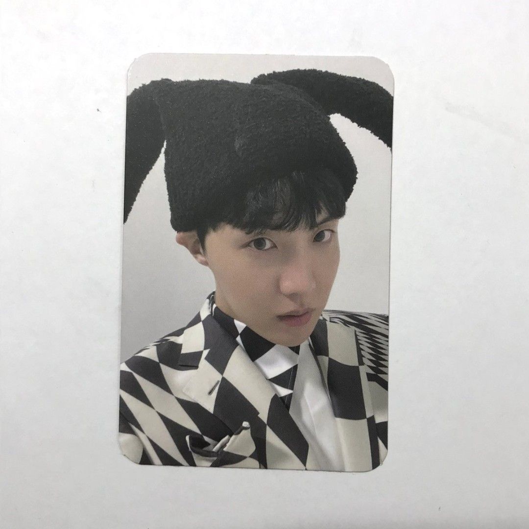 J-HOPE Jack in the Box VINYL PC (Category: K-Wave Merchandise) located in Baguio. Submitted by spamwithjake (Listing ID 1443862732, Image 1). Description: PC & POSTCARD ONLY!!! (Vinyl not included!) - payo/3 days dop - 10/10 condition! - rbyt spamwithjake.carrd.co.