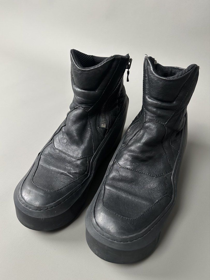 Julius - A/W15 Sphere Polygon Wedge Prism Boots - Side Zippers. (Category: Boots) located in Manila. Submitted by scissor.2fifthy (Listing ID 1443738561, Image 2). Description: Julius - A/W15 Sphere Polygon Wedge Prism Boots - Side Zippers. Size: 8US Men’s Made in Japan Material: Leather 90/100 condition rate Used with care Flaw: Minor sign of usage only Very presentable Check all photos for more details information Accepting offers. .