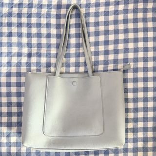 (Category: ) located in . Submitted by swiftgem_e3844a (Listing ID 1443763804, Image 1). Description: .