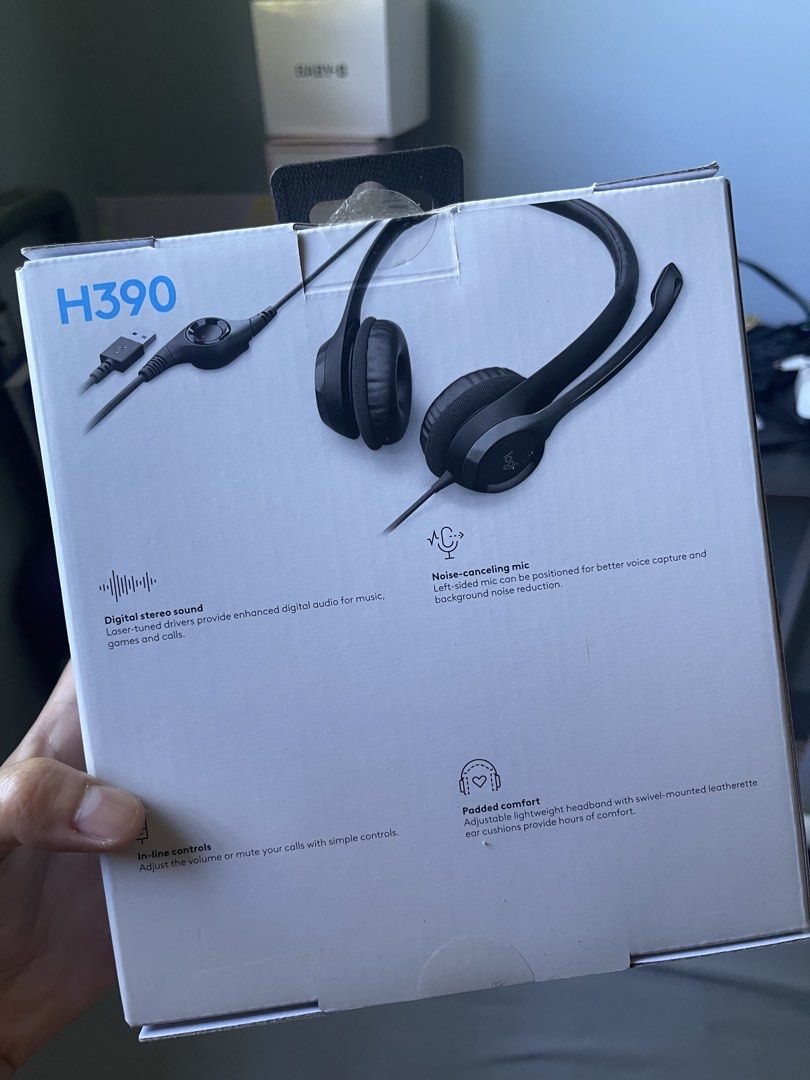Logitech H390 USB Computer Headset with Noise-Cancelling Mic (Category: Headphones & Headsets) located in Davao. Submitted by ThriftyTreasuresx (Listing ID 1443739564, Image 3). Description: - Logitech H390 USB Computer Headset - Noise-cancelling microphone for crystal-clear calls - Digital stereo sound for immersive music and gaming - Comfortable padded headband for extended wear - Convenient inline controls for volume adjustment and call muting