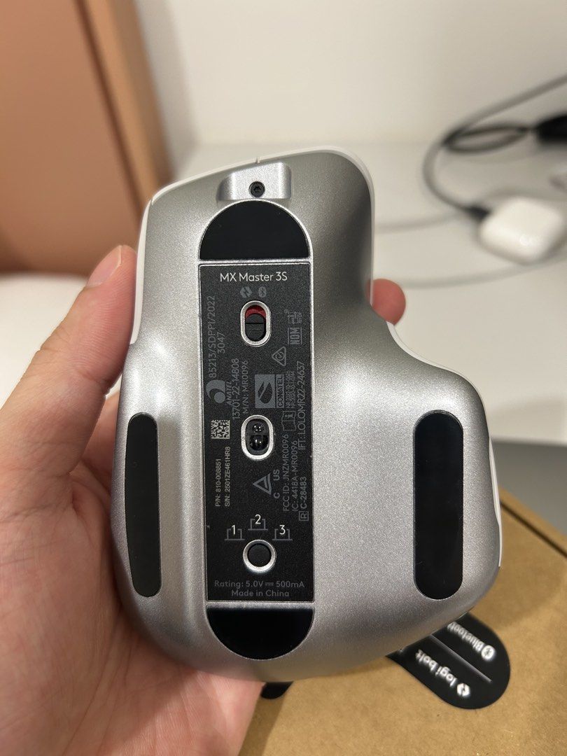 Logitech MX Master 3S Wireless Mouse - Pale Grey483819132573470721