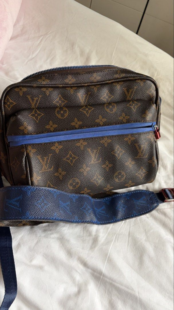 Louis Vuitton Abbesses Messenger Bag (Category: Luxury Bags & Wallets) located in Taguig. Submitted by nm100 (Listing ID 1443778676, Image 2). Description: NGA. Picked this up in Taiwan thrift shop back in 2023 and have been using it daily! Have seen better days but still good to use. Trimmings are scruffed na maybe because of the sunlight sa stroge area ko. Faded hardwares. Last pic to compare with my authentic keepall, you cant barely notice th