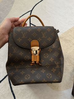 fendi mini monster backpack charm Fendi Multicolor Backpack Monster Eyes Fur Key Chain and Bag Charm 7AR432