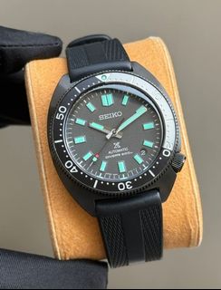 (Category: ) located in . Submitted by notorious_watches (Listing ID 1443875158, Image 1). Description: .