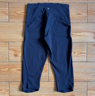 (Category: ) located in . Submitted by jnc__apparel (Listing ID 1443732292, Image 1). Description: .
