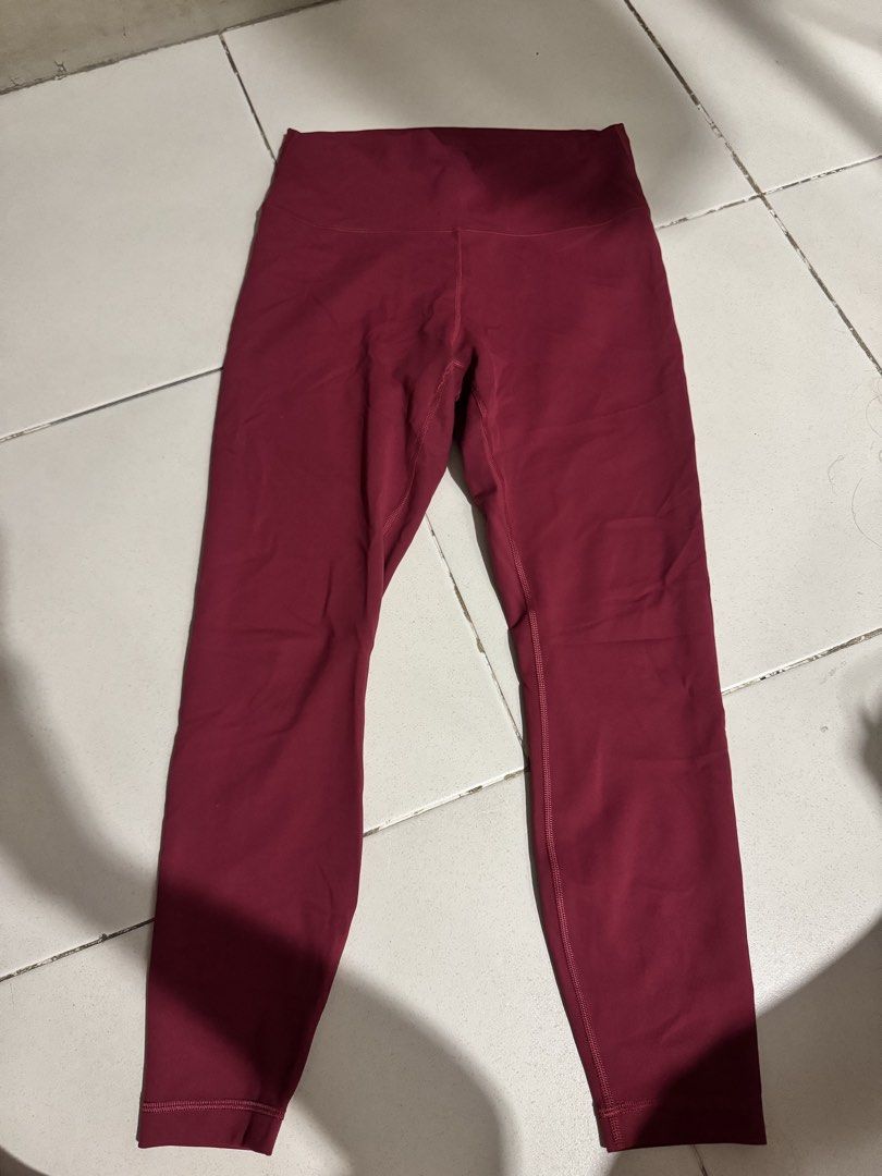 Lululemon Wunder Train - Magenta Smoke Dot 8 (Category: Activewear) located in Pasig City. Submitted by palmd (Listing ID 1443873126, Image 3). Description: Super duper good condition! Purchased from LULU HK - 2025 release Rfs: lost weight huhu love this color pa naman No haggling pls - last price posted.