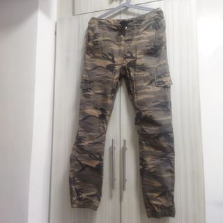 (Category: ) located in . Submitted by 1988cdo (Listing ID 1443899007, Image 1). Description: .