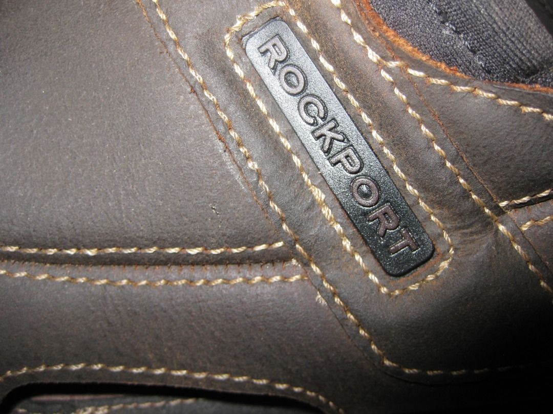 Mens Leather Rockport Slides (Category: Slippers & Slides) located in Baguio. Submitted by winstonsheebamonna (Listing ID 1443741438, Image 2). Description: Mens Leather Rockport Darwyn Slides Purchased these on Amazon Slightly small & missed the deadline to return. Worn for less than a week. Dark Brown Size 10 FATIGUE-FIGHTING FOOTBED: Latex foam footbed generously cushions the foot to help reduce foot fatigue as you stand and walk SHOCK ABSORPT