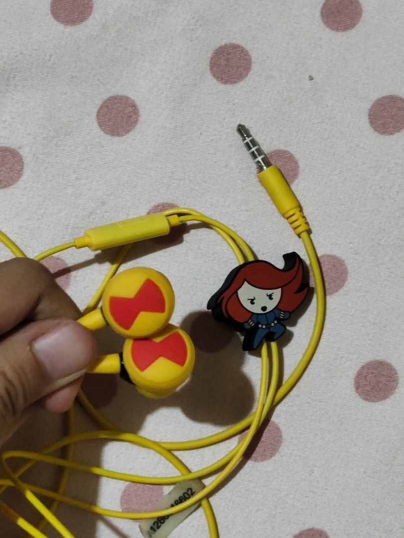 MINISO Marvel Black Widow wired earphones (Category: Earphones) located in Bulacan. Submitted by angel.decluttersx (Listing ID 1443874510, Image 3). Description: no box, it was alr disposed long ago never been used still works! good as new!.