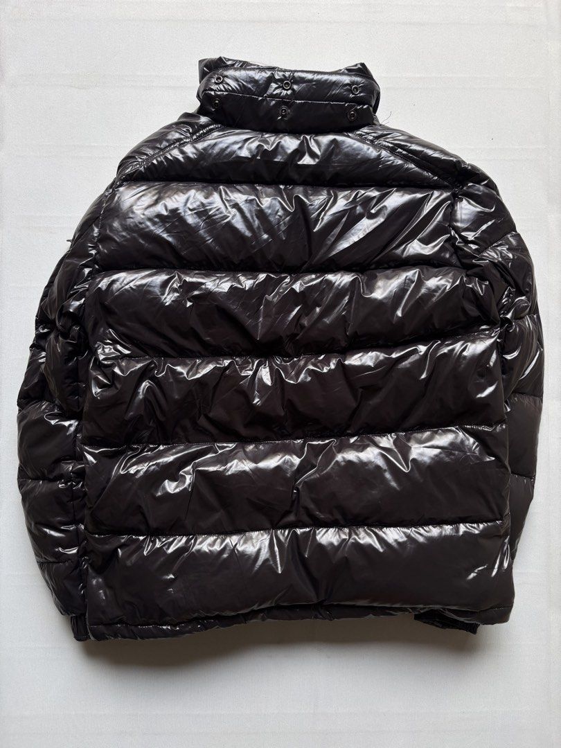 MONCLER PUFFER w/ Detachable hood (Category: Coats, Jackets and Outerwear) located in Baguio. Submitted by viibodegaaa (Listing ID 1443901012, Image 3). Description: MONCLER PUFFER w/ Detachable hood Size: 2 Width: 22’ Length: 27’ Price: 4880 .
