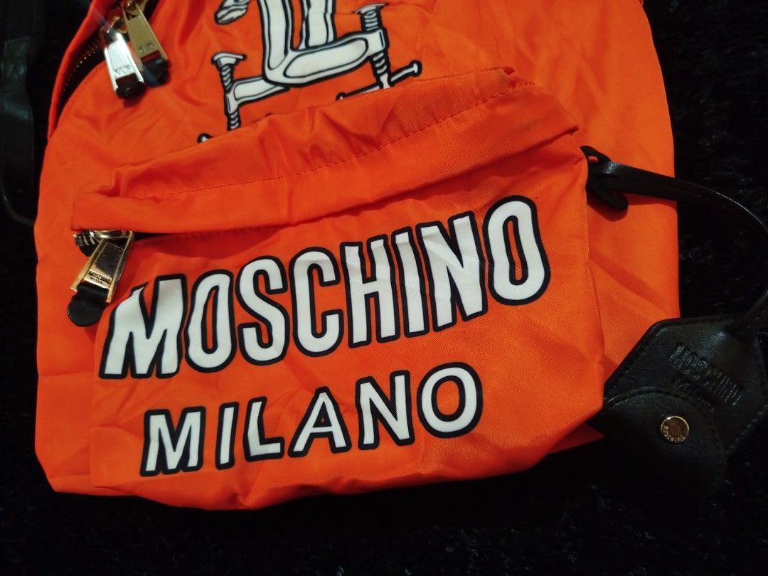 MOSCHINO ORANGE VINTAGE BACK PACK RARE (Category: Luxury Bags & Wallets) located in Lipa City. Submitted by france01825 (Listing ID 1443845352, Image 2). Description: .