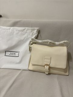 （分類：）位於 。 由 michimeow 提交（商品編號 1443736294，圖片 1）。簡介： 。