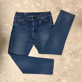 (Category: ) located in . Submitted by OutgrownMyClothes (Listing ID 1443790500, Image 1). Description: .