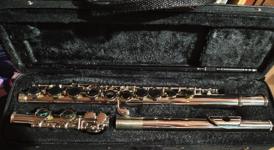 Muslady Flute - Lightly Used/Very Fresh (Category: Musical Instruments) located in Quezon City. Submitted by lianakim1999 (Listing ID 1443835311, Image 1). Description: Muslady Flute Lightly Used for only 2 Months With cleaning rod Selling because was gifted another flute.
