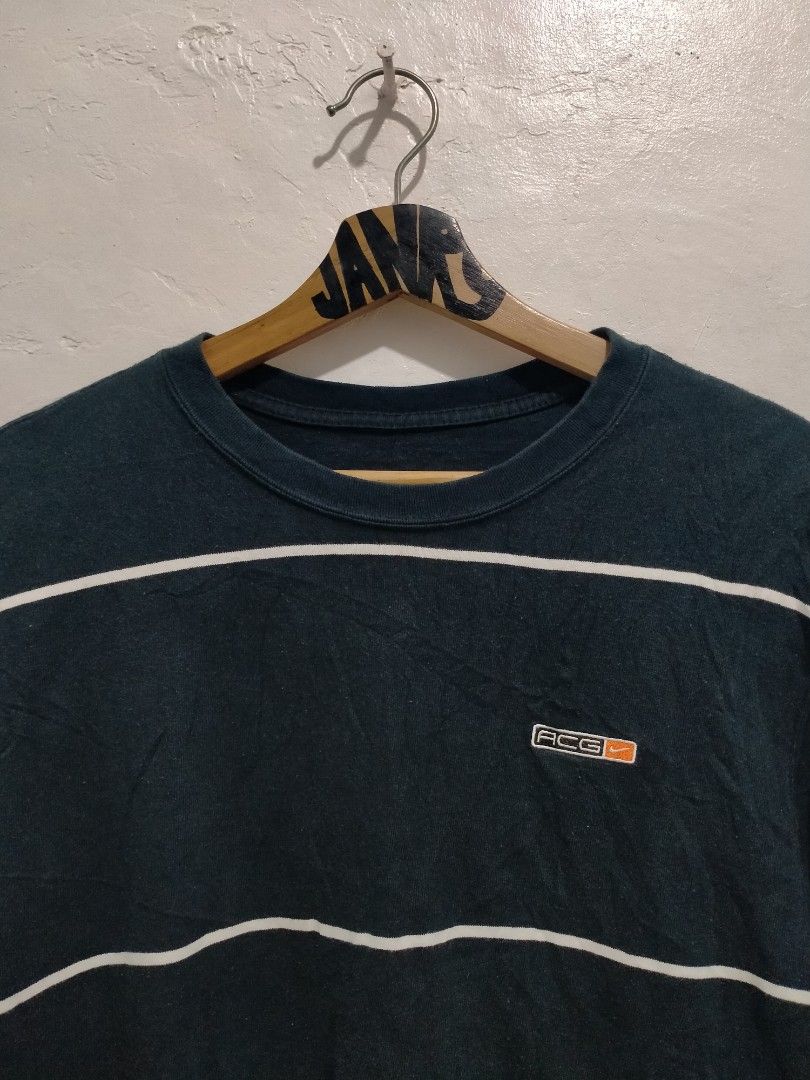 NIKE ACG STRIPE SHIRT (Category: Formal Shirts) located in Pili. Submitted by janrypalmerodelima (Listing ID 1443891347, Image 3). Description: NIKE ACG STRIPE SHIRT DIMES: 18.5x27 CONDITION: VERY GOOD COLOR RATE: 9.5/10 ISSUE: NONE.