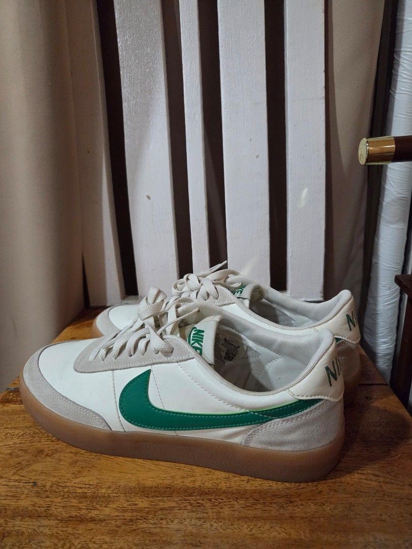 Nike Killshot 2 Leather (Category: Sneakers) located in Aringay. Submitted by ajwall (Listing ID 1443822163, Image 2). Description: For Sale: Nike Killshot 2 Leather, Lucid Green "Gumsole" Slightly used (like new) No box Size: US 10.5 / 28.5cm / 44.5 Php 1,400.00 only Meetups: Aringay, La Union (weekends) Baliwag, Bulacan (weekdays scheduled) Or shipping sa ibang area .