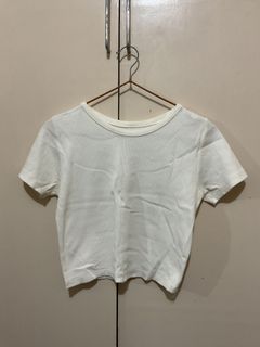 (Category: ) located in . Submitted by style.preloved (Listing ID 1443889277, Image 1). Description: .