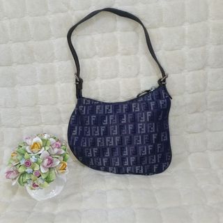 (Category: ) located in . Submitted by bm_bags (Listing ID 1443821074, Image 1). Description: .