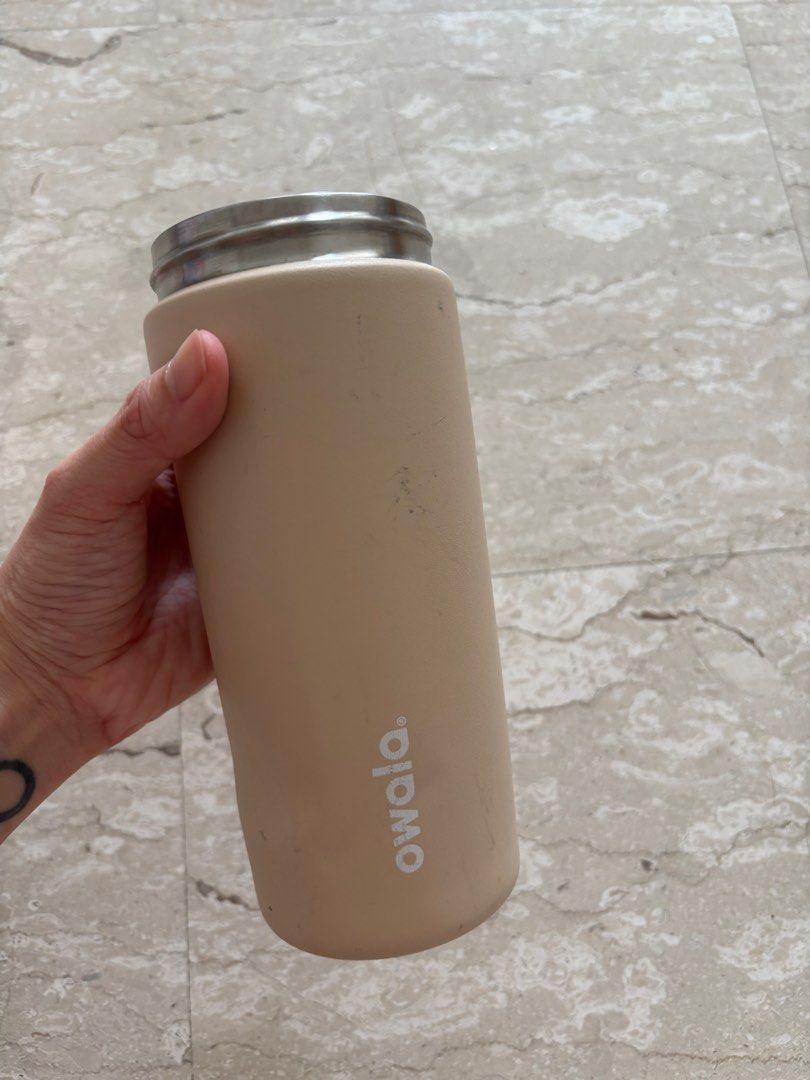 Owala FreeSip Water Bottle 16oz/475mL Pink & Tan (Category: Water Bottles & Tumblers) located in Singapore. Submitted by gombakhooman (Listing ID 1443758661, Image 2). Description: - Owala FreeSip Water Bottle - Capacity: 16oz (475mL) - Colors: Pink, Tan - Includes: 2 Silicone Straws (1 Light Green, 1 Teal), 2 bottles, 1 purple lid - BPA Free - Care: Hand wash cup recommended Selling because I got a new water bottle Self collection only.