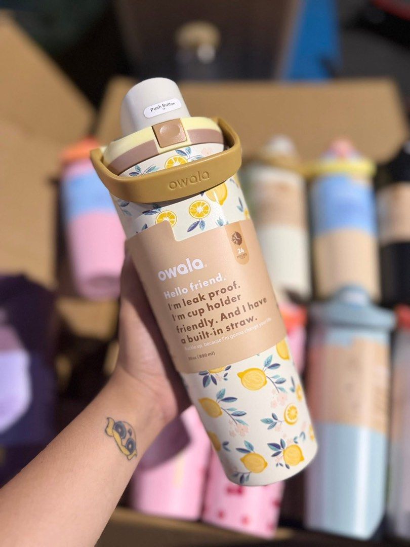 Owala FreeSip Water Bottle with Straw (Category: Water Bottles & Tumblers) located in Manila. Submitted by bautistasa98034 (Listing ID 1443904933, Image 2). Description: Bestseller owala freesip sway 30oz😍💗 Complete colors na uli. 699 only.