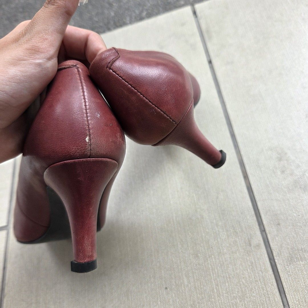 Parisian Red Heels size US 6 (Category: Heels) located in Quezon City. Submitted by anirbash (Listing ID 1443772877, Image 3). Description: Used Red Parisian heels size 6 negotiable - Shipping is shouldered by buyer - Location: Tomas Morato, QC - BPI or Gcash Payment - Meet up or shipping via Lalamove/J&t/Grab/Angkas.