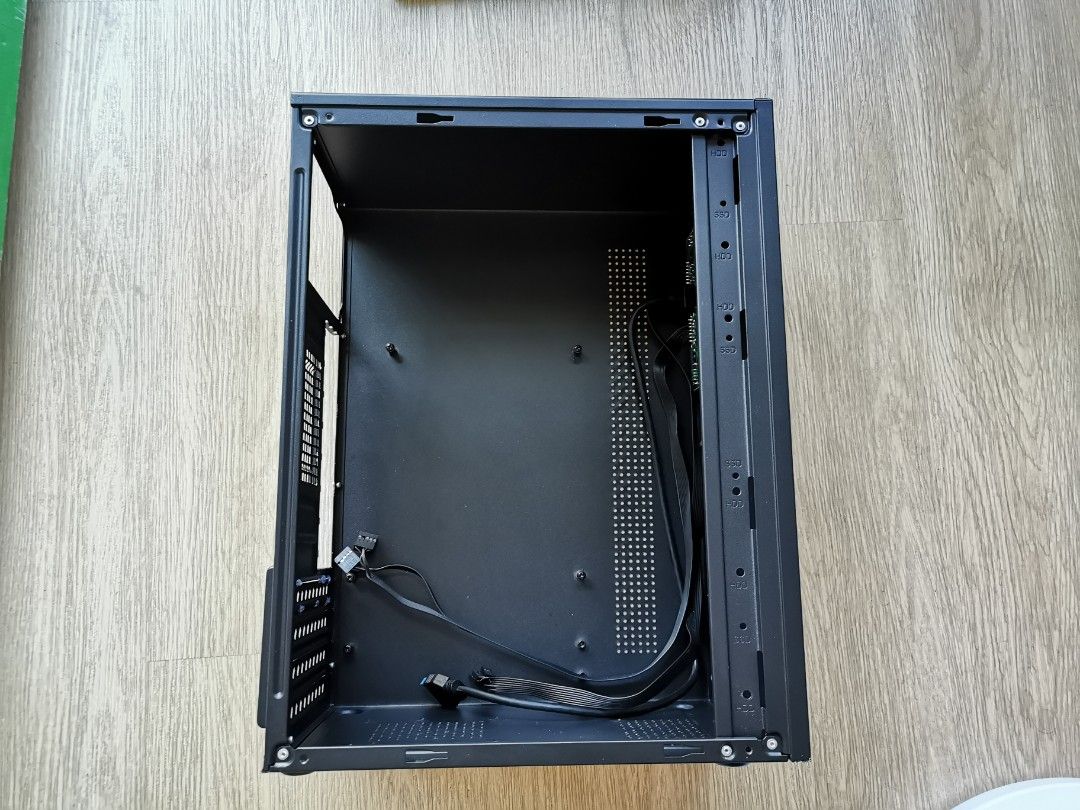 PC case MATX483767922878720003