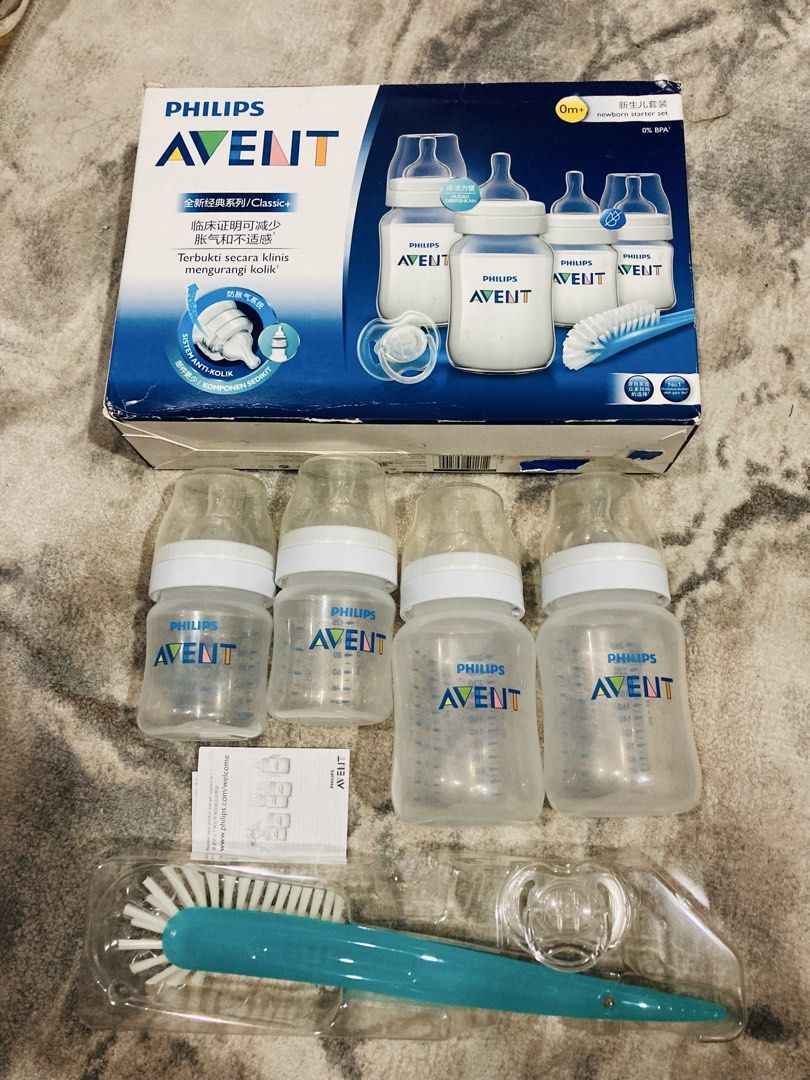 Philips Avent Newborn Starter Set Classic+ (Category: Breastfeeding & Bottle Feeding) located in Quezon City. Submitted by calixboy (Listing ID 1443786552, Image 2). Description: - Philips Avent Newborn Starter Set - Includes 4 Classic+ bottles (0% BPA) - Comes with a bottle brush - Includes a pacifier - Ideal for newborns Payment first via gcash/bank transfer Lalamove only Bacoor, Cavite.