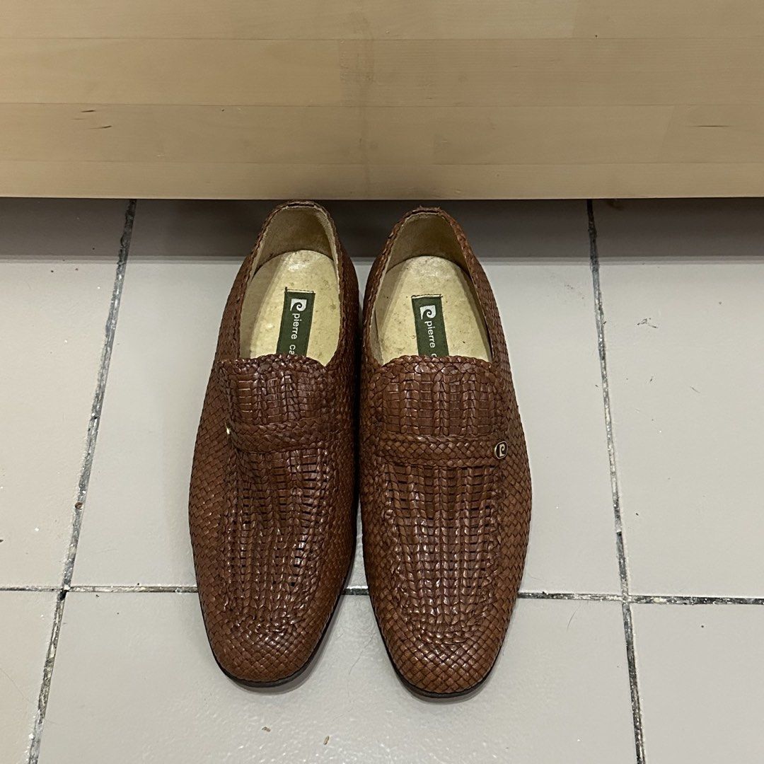 Pierre Cardin Woven Leather Loafers (Category: Loafers) located in Makati City. Submitted by annaisabelhm (Listing ID 1443845123, Image 2). Description: - Brown woven leather loafers - Brand: Pierre Cardin - Style: Classic slip-on - Size: 24E or US 8 Women - Versatile: Great for casual or smart-casual outfits - Timeless design.
