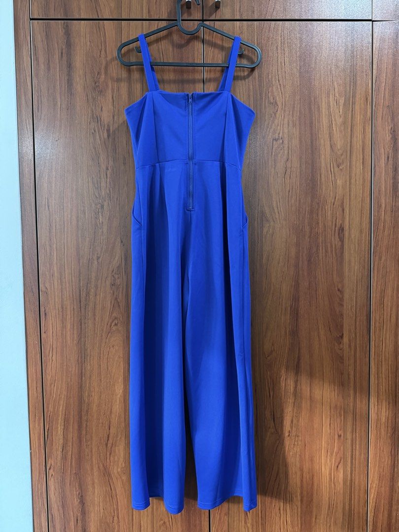 Pomelo Royal Blue Ruffle Jumpsuit Size S (Category: Jumpsuits) located in Quezon City. Submitted by closetcute (Listing ID 1443828584, Image 2). Description: Square neckline Ruffle detail Back zip closure Wide leg culotte style With pockets!.