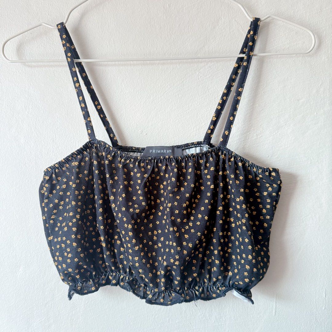 Primark Ditsy Floral Crop Top (Category: Sleeveless) located in Antipolo. Submitted by rosywardrobe (Listing ID 1443797655, Image 3). Description: 🎀 MAKE READING A HABIT 🎀 • No order form, no reservation! • Strictly 1 day reservation • Payment first before order processing • No return, No exchange • Don’t make an offer if you’re not 100% sure • No shipping every weekends — PAYMENT CHANNELS — • GCash • Gotyme • Maya • BDO • BPI • Unionbank — DEL