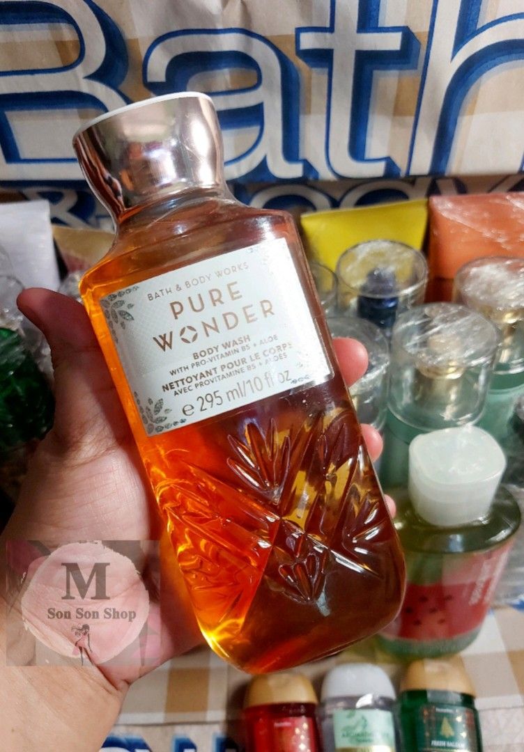 PURE WONDER BODY WASH (Category: Bath) located in Manila. Submitted by msonsonshop (Listing ID 1388039597, Image 1). Description: What it does: gently cleanses your skin with a rich, bubbly lather. Why you'll love it: Infused with the good stuff (pro-vitamins B5 and aloe) Gentle and non-drying Made without sulfates, parabens or artificial dyes Dermatologist tested Bottle made with 50% recycled plastic.