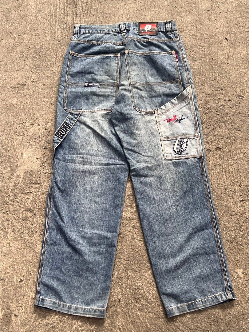 Ruff Skateboarder Carpenter Baggy Jeans (Category: Jeans) located in Dagupan City. Submitted by wearuno (Listing ID 1443859180, Image 2). Description: Waist: 32in | Length: 43in | Thigh: 14in | Hem: 9.5in Preloved, good condition - check photos for tags and details Message me if you have questions or want more pics..