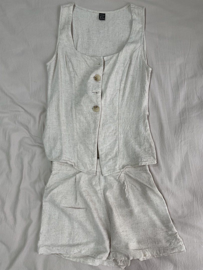 SHEIN - Linen Co-ords (Category: Sets or Coordinates) located in Quezon City. Submitted by lilyessentials (Listing ID 1443786962, Image 3). Description: Size: XS-S Waist: 26 Original Price: 838 Did not fit me 🥲 No flaws. No stain. PERFECT condition.