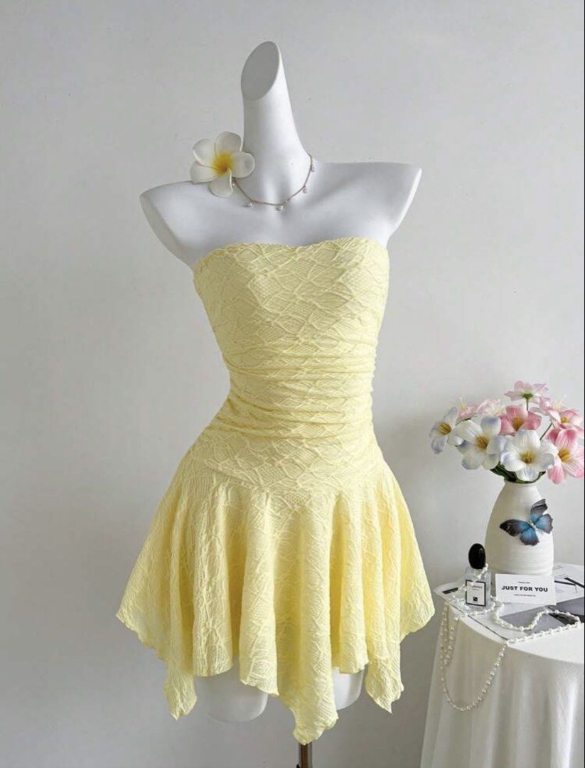 SHEIN - Yellow Mini Dress (Category: Dresses) located in Quezon City. Submitted by lilyessentials (Listing ID 1443787624, Image 1). Description: Size: M on tag but can fit S Waist: 26-27 Original Price: 463 pesos Does not fit me 🥲 No flaws. No stain. PERFECT condition.