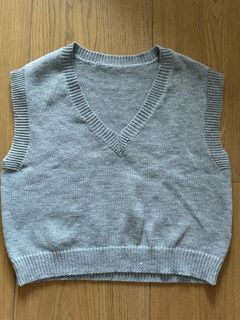 (Category: ) located in . Submitted by closet.very.full (Listing ID 1443791107, Image 1). Description: .