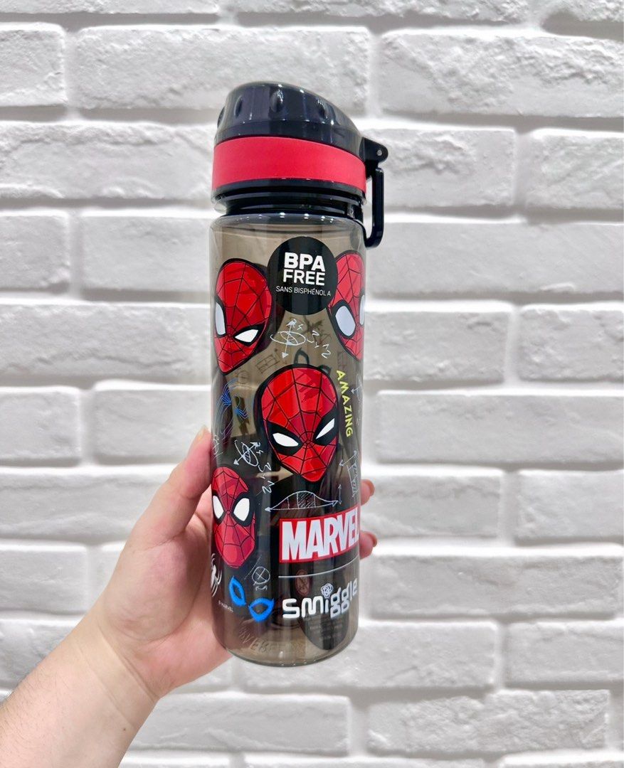 Smiggle Spiderman water bottle (Category: Babies & Kids Fashion) located in Singapore. Submitted by newleaf24 (Listing ID 1443847281, Image 1). Description: Condition: brand new with tag Original price: $27.95 $3.20 apply for tracked postage.