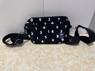 （分類：）位於 。 由 za_sa 提交（商品編號 1443800433，圖片 1）。簡介： 。