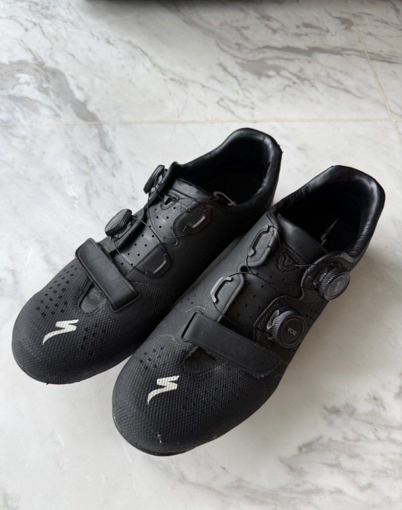 Specialized Torch 3.0 Road Cycling Shoes Eu42 (Category: Parts & Accessories) located in Singapore. Submitted by stahpekwarrior (Listing ID 1443821023, Image 1). Description: - Specialized Torch 3.0 Road Cycling Shoes - Color: Black - Features dual Boa dials for a secure and adjustable fit - Cleats are already attached - Shows minor scuffs on soles and uppers from regular use - Plenty of riding life remaining.