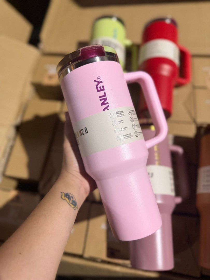 Stanley Flowstate Quencher H2.0 Tumbler 40oz (Category: Water Bottles & Tumblers) located in Manila. Submitted by bautistasa98034 (Listing ID 1443904826, Image 2). Description: Stanley sip straw w box - actual photo💗 Ang gandaaaa nito 599 only.