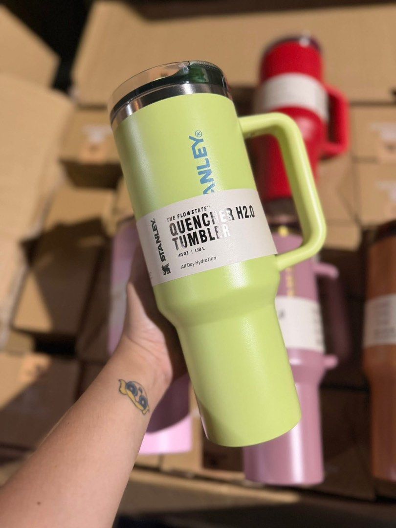 Stanley Flowstate Quencher H2.0 Tumbler 40oz (Category: Water Bottles & Tumblers) located in Manila. Submitted by bautistasa98034 (Listing ID 1443904826, Image 3). Description: Stanley sip straw w box - actual photo💗 Ang gandaaaa nito 599 only.