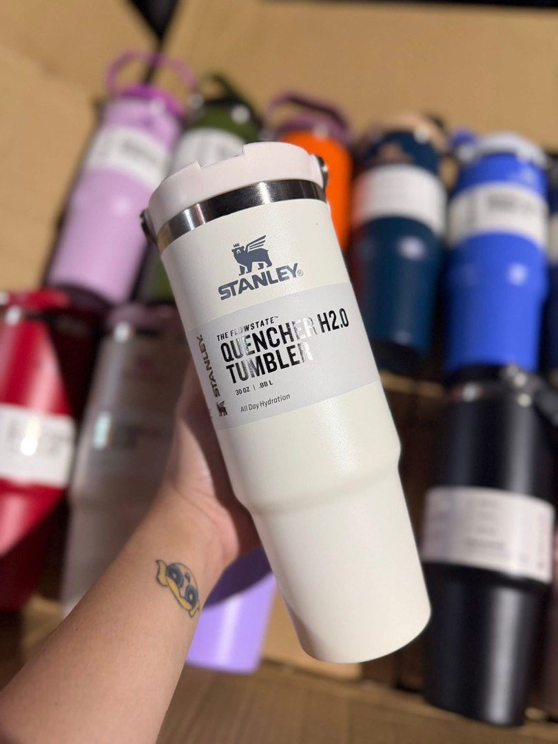 Stanley Quencher H2.0 Flowstate Tumbler 40oz (Category: Water Bottles & Tumblers) located in Manila. Submitted by bautistasa98034 (Listing ID 1443904883, Image 3). Description: Stanley flip 30oz - limited colors Og quality / mabigat quality 599 only.