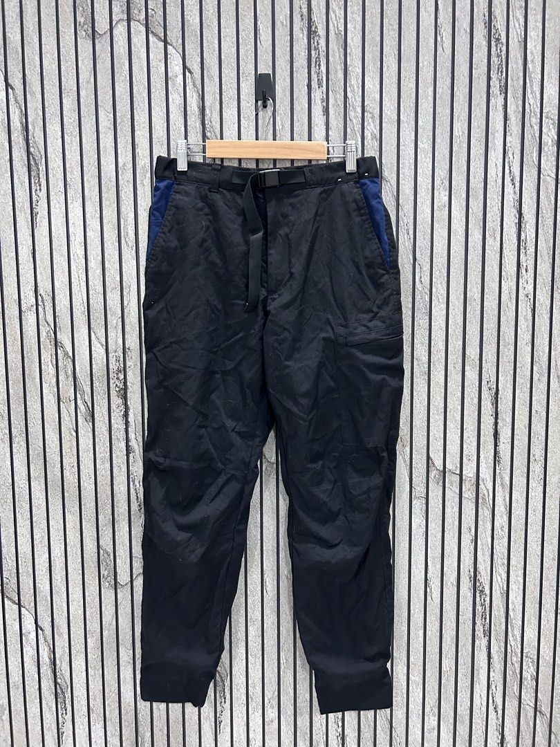 Uniqlo x JW Anderson Cargo (Category: Joggers) located in Malasiqui. Submitted by blckfourthrift (Listing ID 1443815518, Image 1). Description: Uniqlo x JW Anderson Cargo Adjustable Waist Waist: 28 Length: 37 Leg Opening: 5 Issue/s:None .