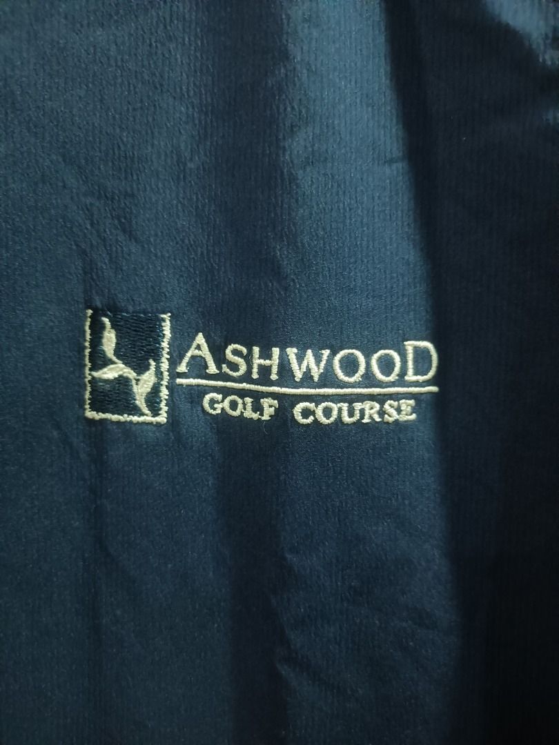 (PRICE DROP) - VINTAGE CUTTER & BUCK COTTON PULLOVER GOLF JACKET (Category: Coats, Jackets and Outerwear) located in Calamba. Submitted by rootsph (Listing ID 1443888696, Image 2). Description: Details: Fits Large, Fully embroidered design. Dimes: 23W x 27L Color: Navy Blue almost black Condition: Excellent, no issue, complete tags Please manage your expectation, item being sold is preloved and not brand new unless stated otherwise. Major and min