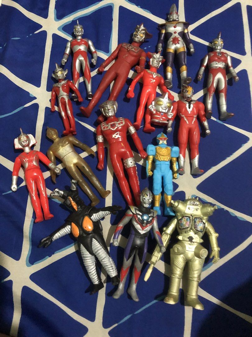 Vintage japan action figures lot set bundle (Category: Figurines & Statues) located in Quezon City. Submitted by markgolveo (Listing ID 1443831319, Image 1). Description: Vintage japan action figures lot set bundle.