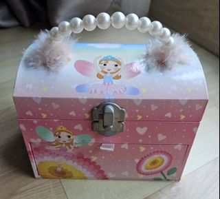 (Category: ) located in . Submitted by prelovedjjm (Listing ID 1443771434, Image 1). Description: .
