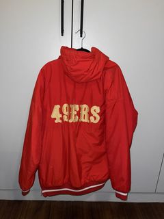 (Category: ) located in . Submitted by nikes.closetfinds (Listing ID 1443714267, Image 1). Description: .